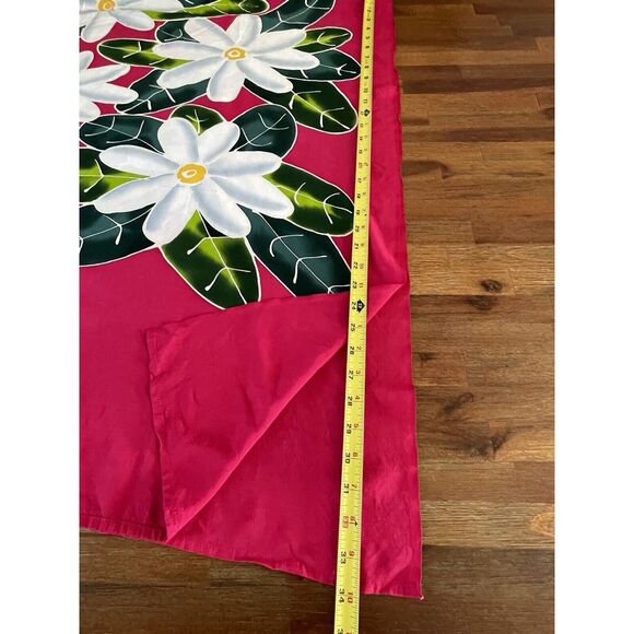 Tahiti Scarf Swimsuit Wrap 100% Rayon Hot Pink W/ White Flowers 44"‎ X 68" - Picture 10 of 13